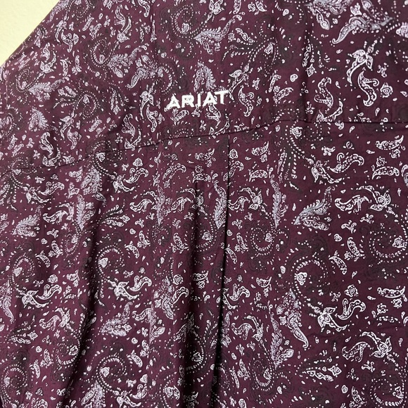 Ariat Men’s Western Button Down Shirt Size Small S/P Stretch Paisley Print Long - Picture 3 of 7